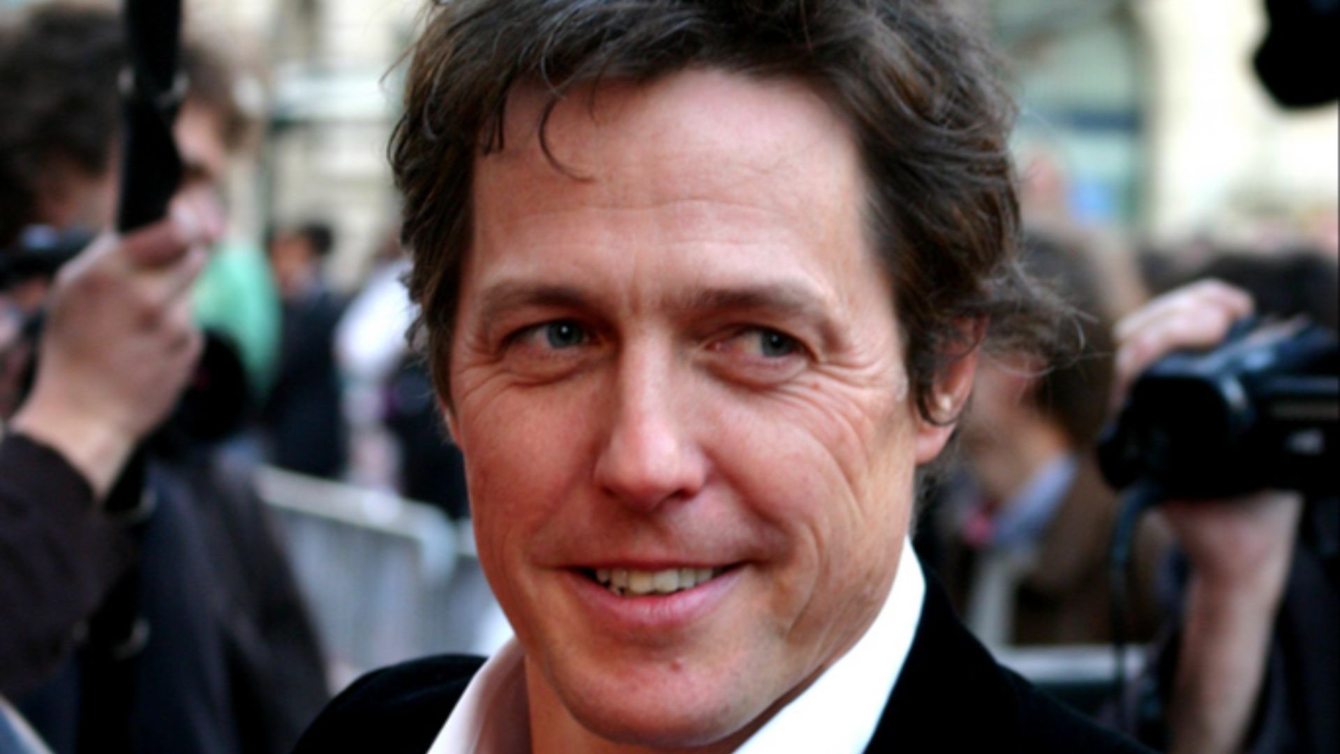 File:Hugh Grant Brussels '08.jpg