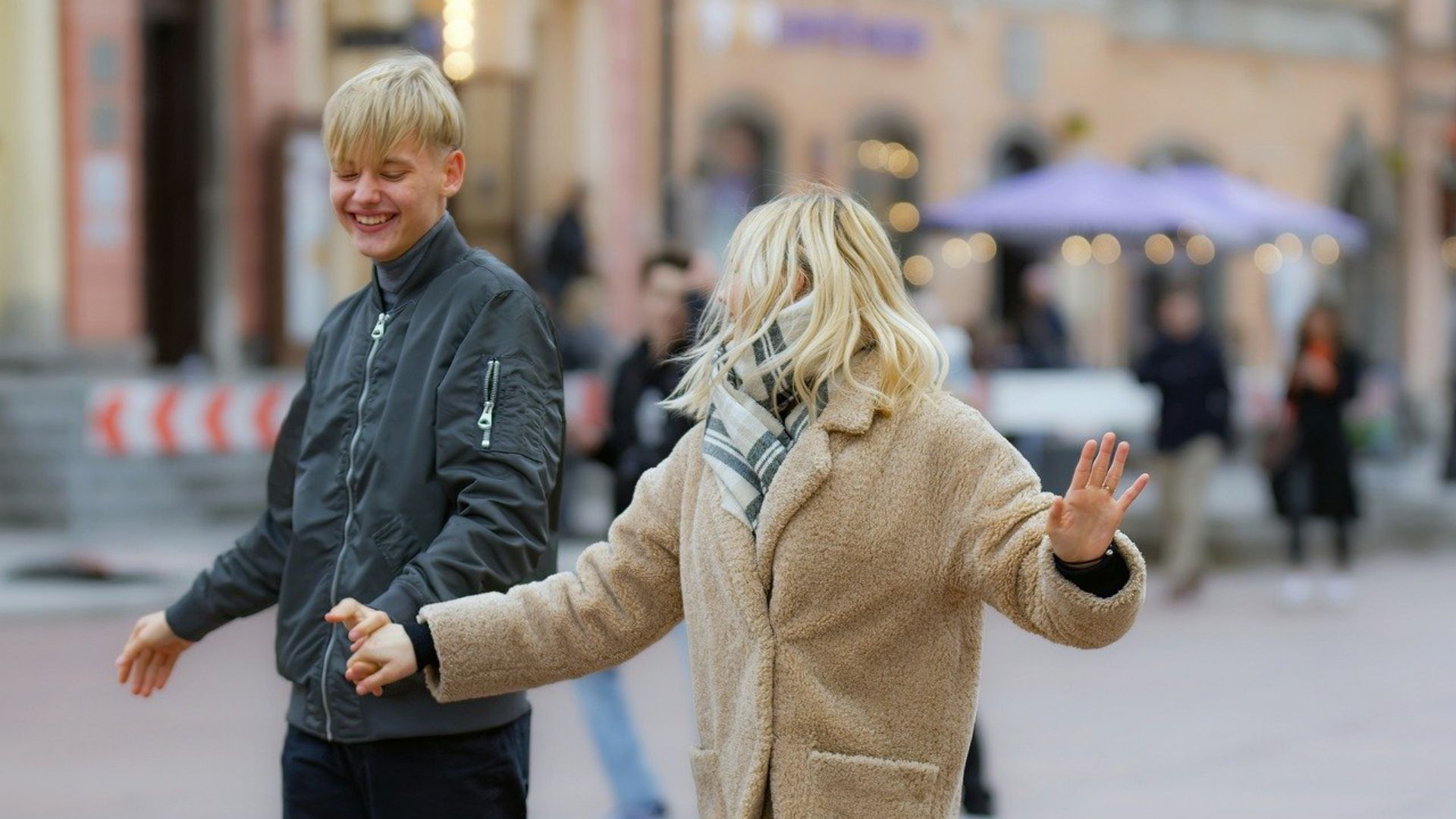 Surprising_SnapShots