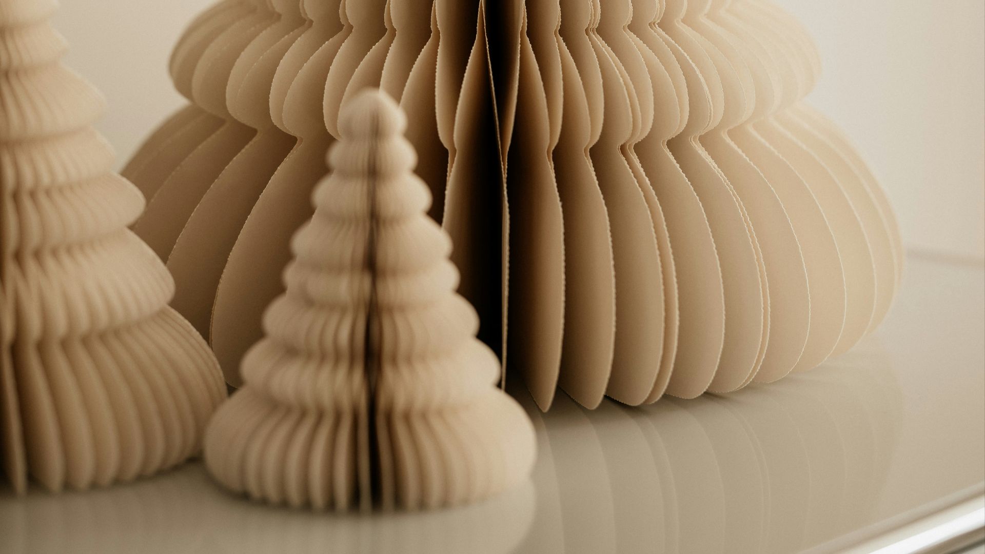 a white and brown sculpture