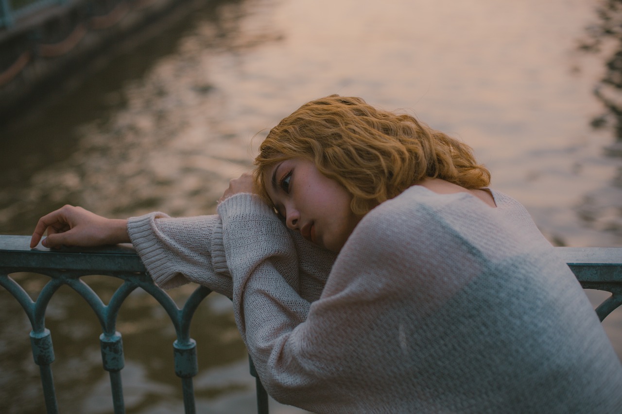 Girl-6059889 1280