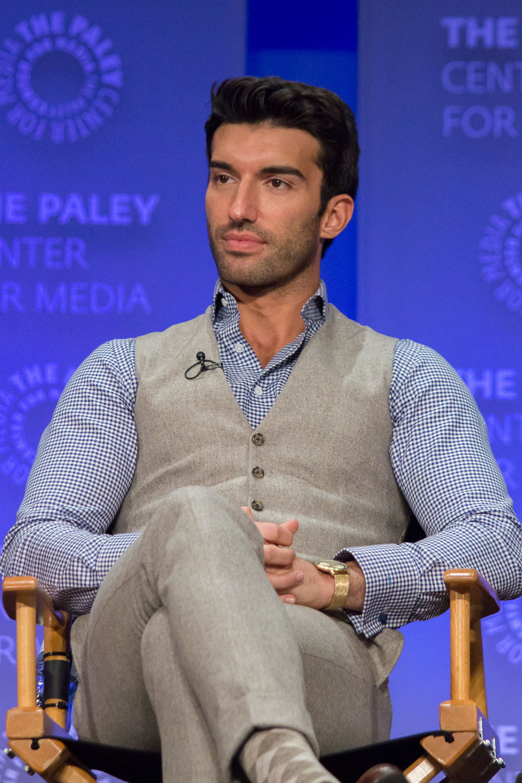 1024Px-Justin Baldoni At 2015 Paleyfest