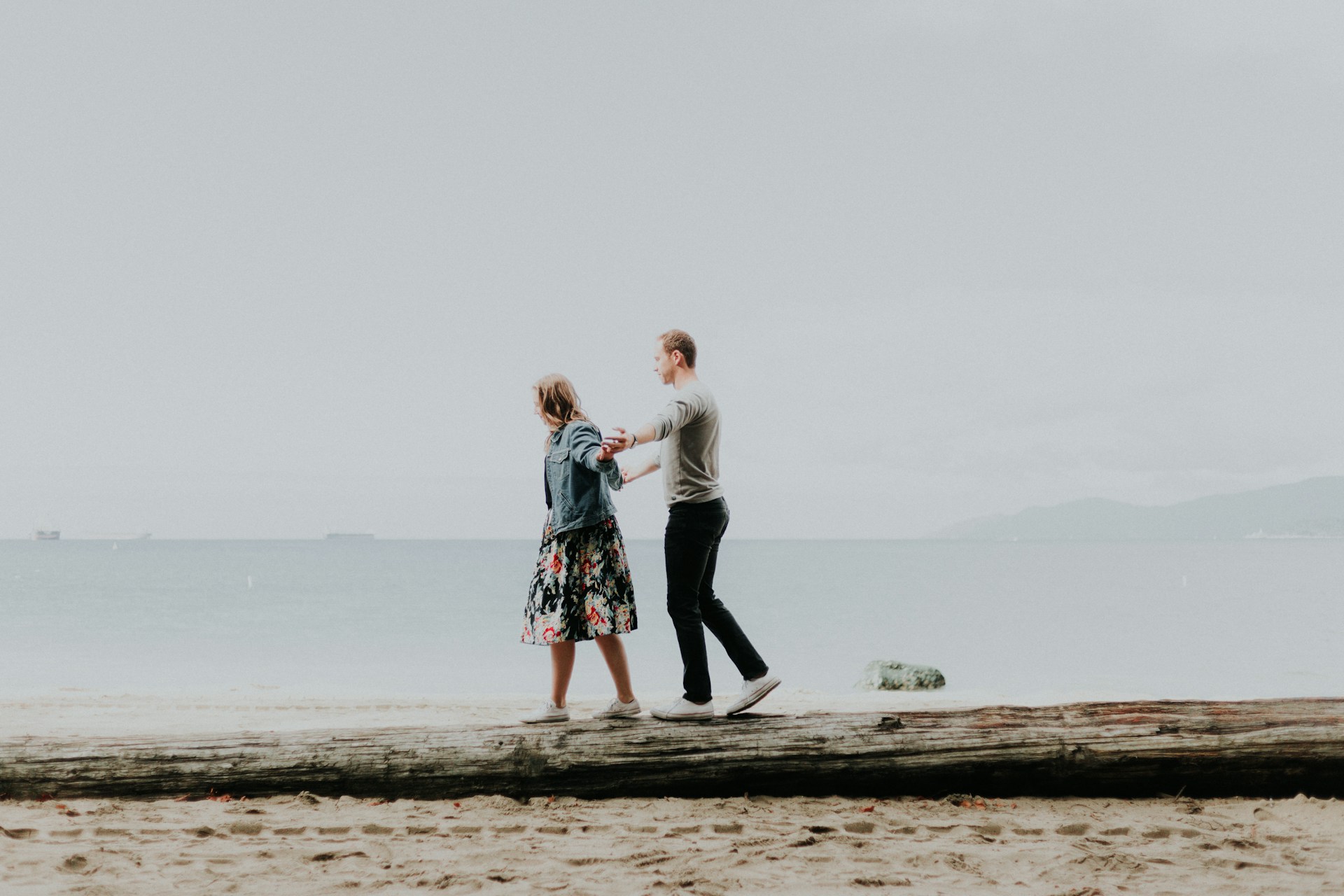 Priscilla-Du-Preez--Nb Fbf-Iwk-Unsplash