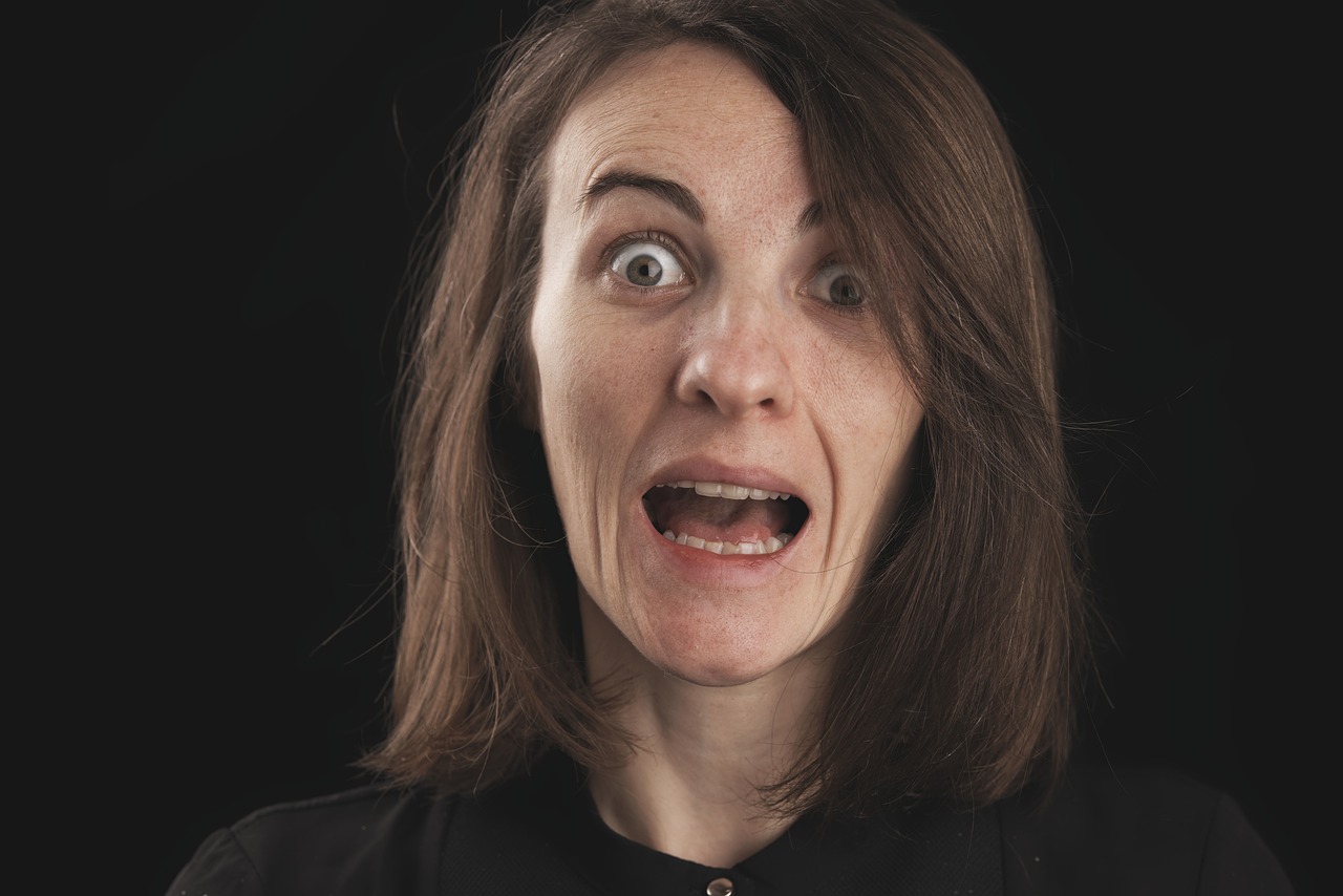 Woman-5951731 1280