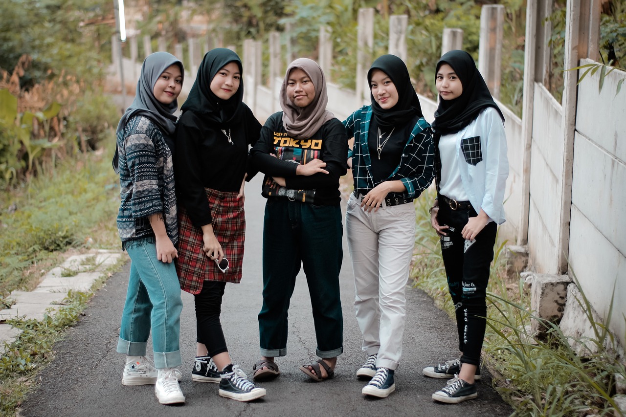 Women-5993762 1280