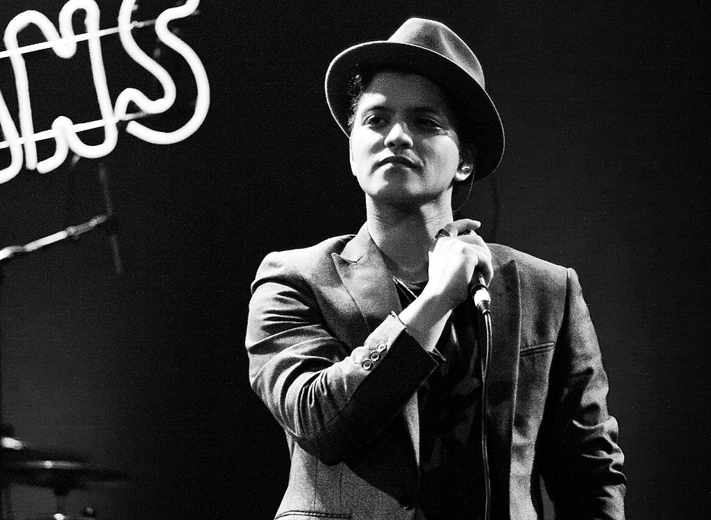 1024Px-Bruno Mars B&W