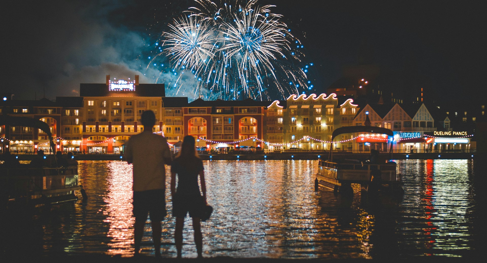 Matt-Popovich-Lwnaz-Uaudc-Unsplash