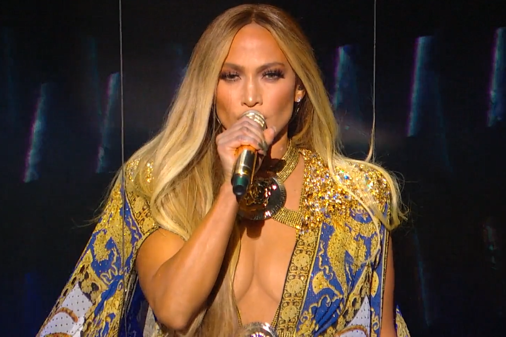 1024Px-Jennifer Lopez Performing At Mtv Vmas 2018 01