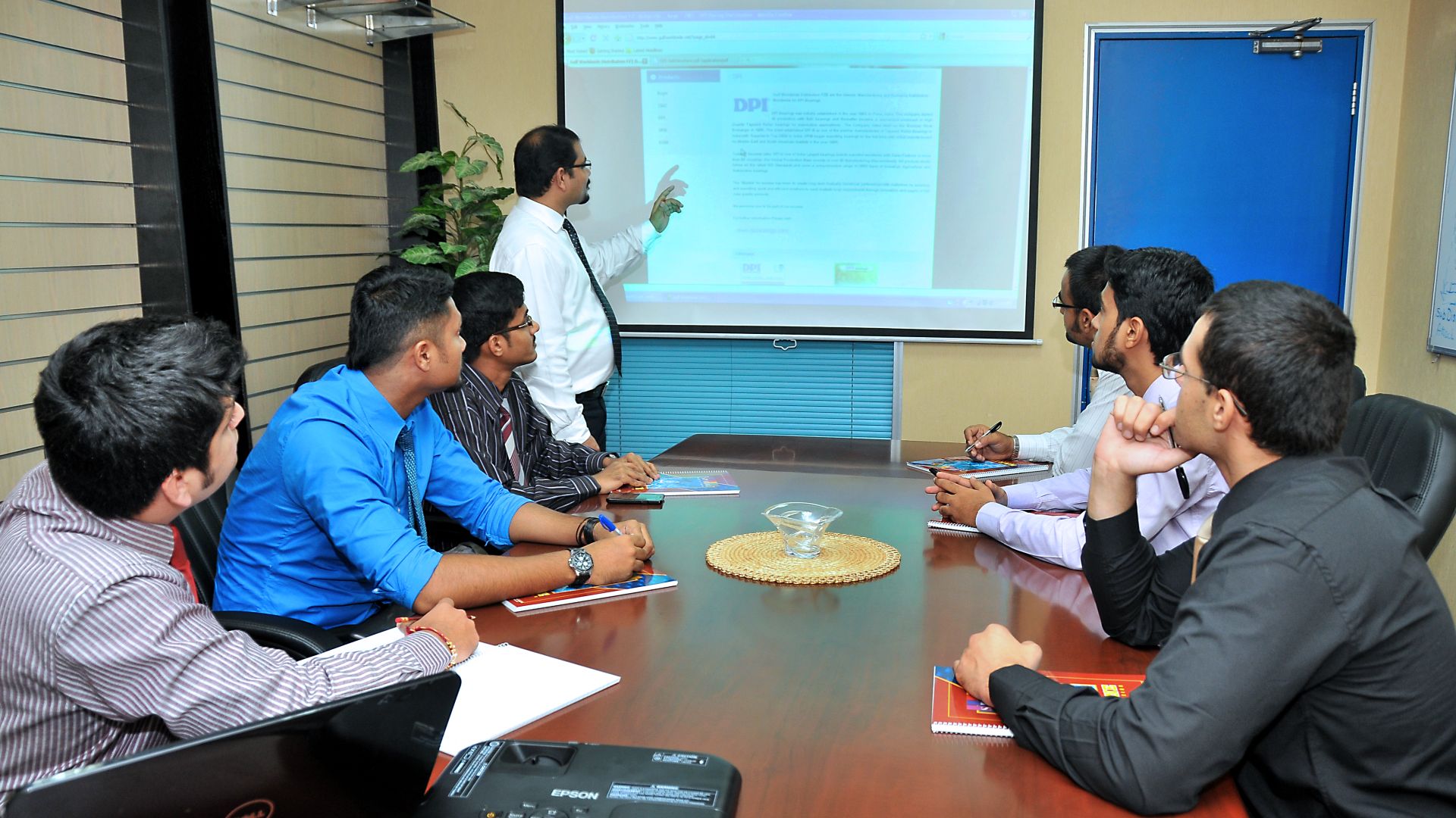 File:Gulf Worldwide DPI Product Presentation.jpg