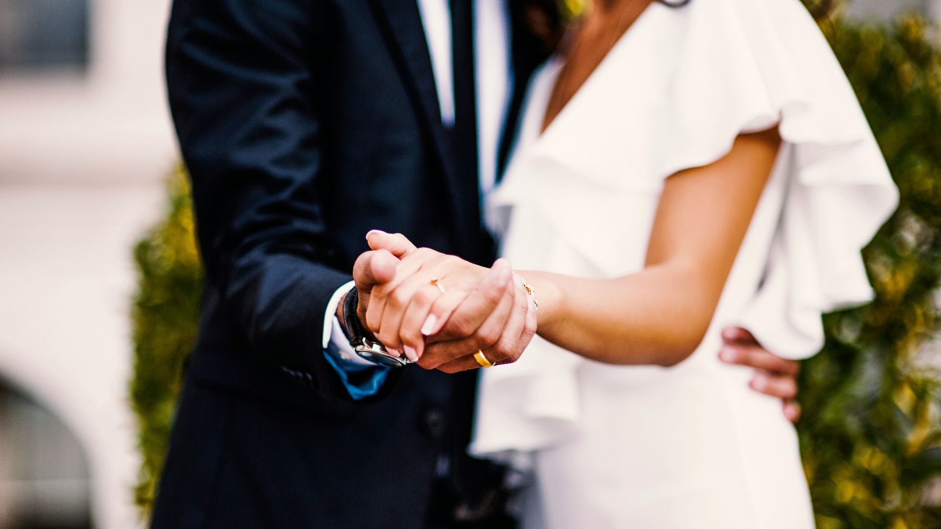 couple dancing during daytime