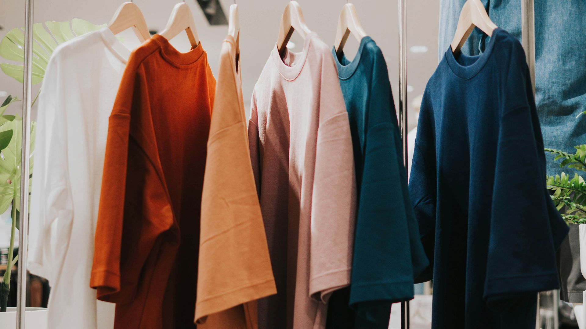 blue and white long sleeve shirt