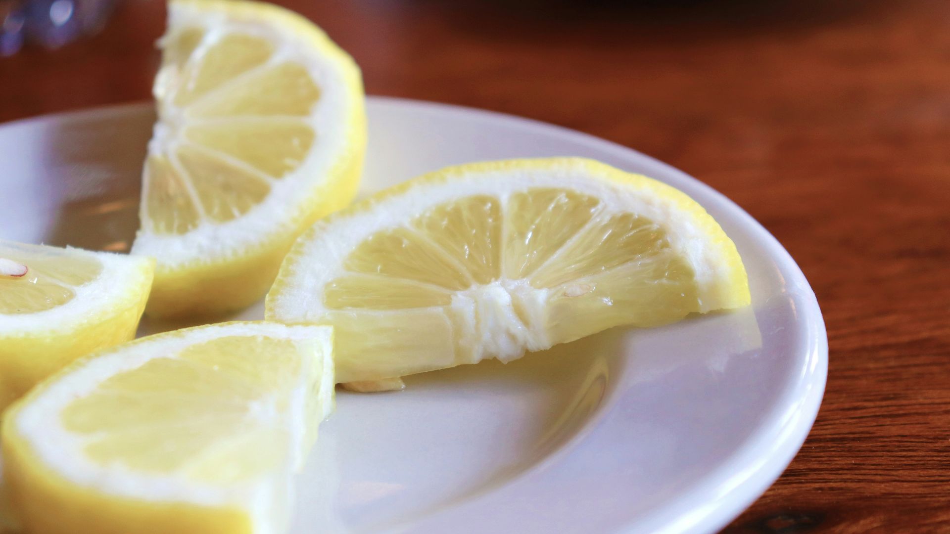 plate of lemonads