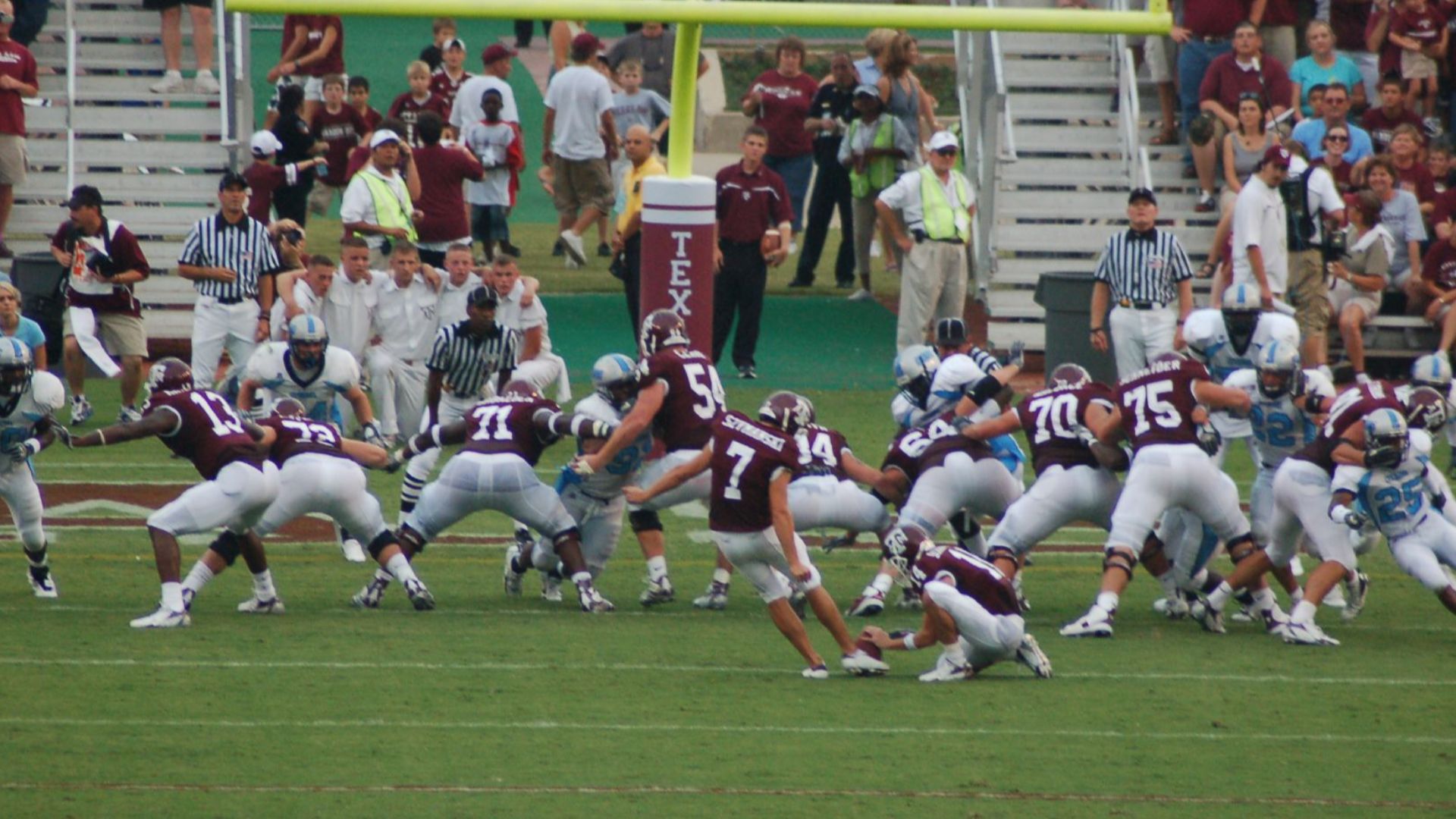 File:Matt Szymanski, Texas A&M v. The Citadel college football game - 20060902.jpg