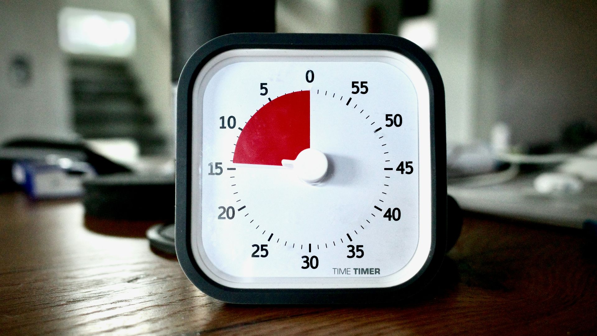 black and white analog gauge