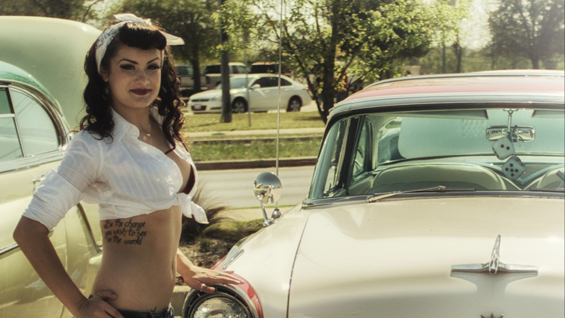 File:Pin Up Model 1955 Ford Fairlane (29107383).jpeg