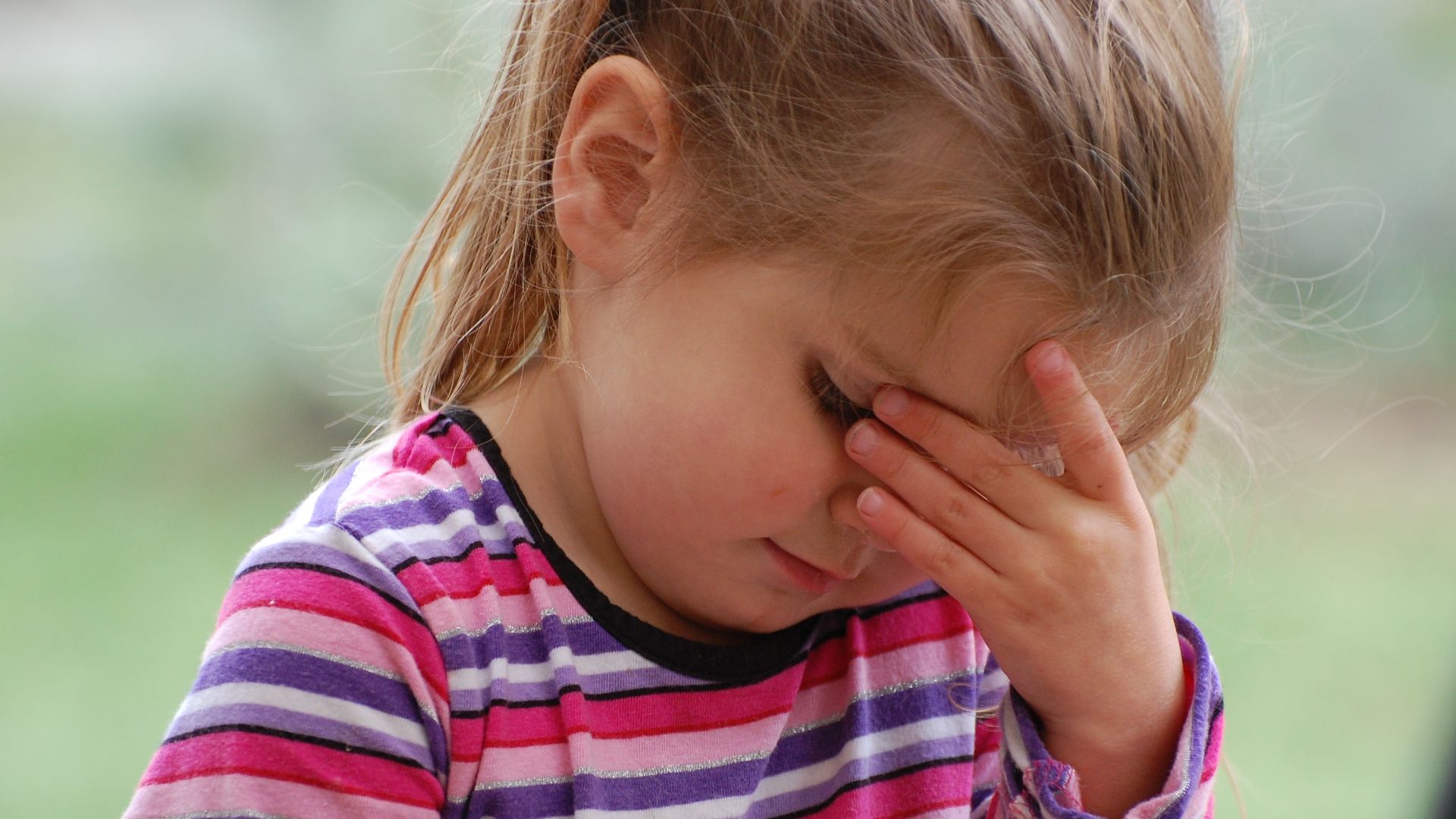 File:ChildwithHeadAche 2010.jpg