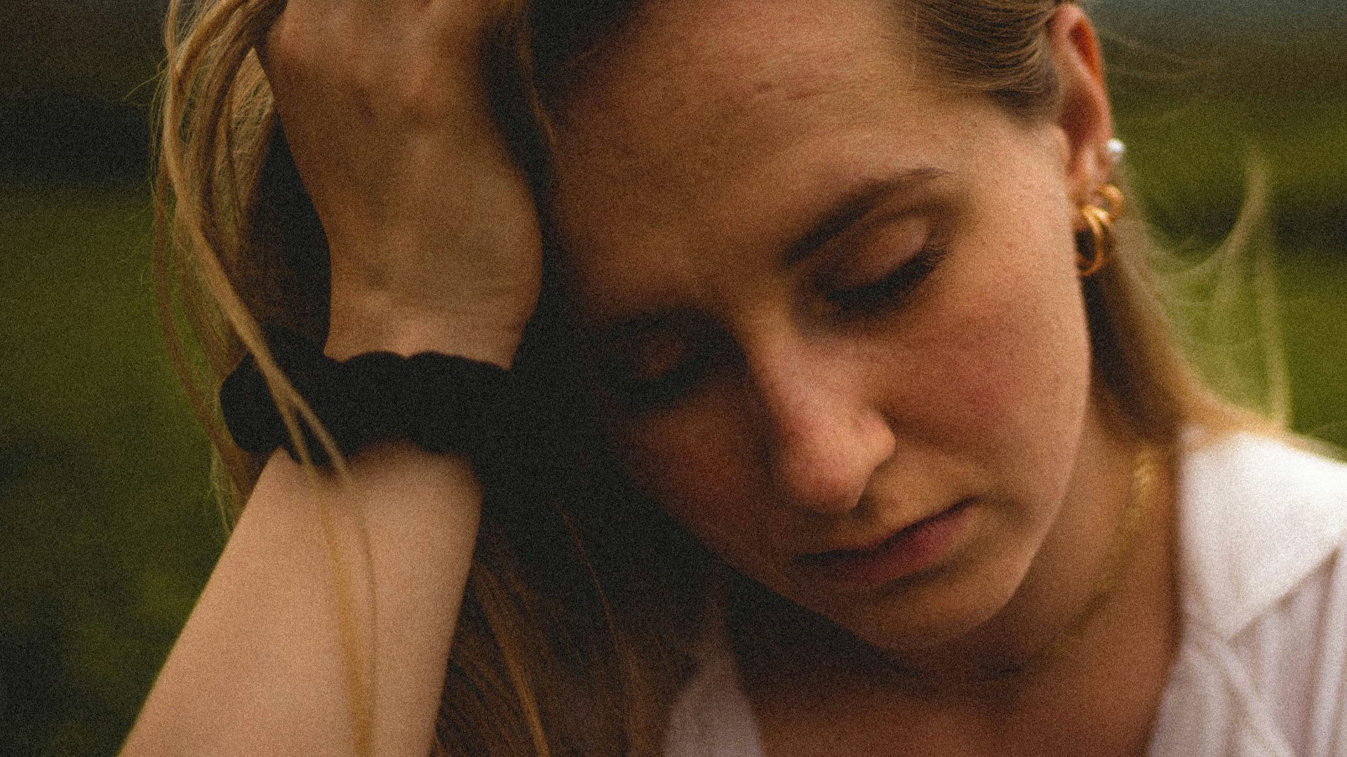 woman in white tank top