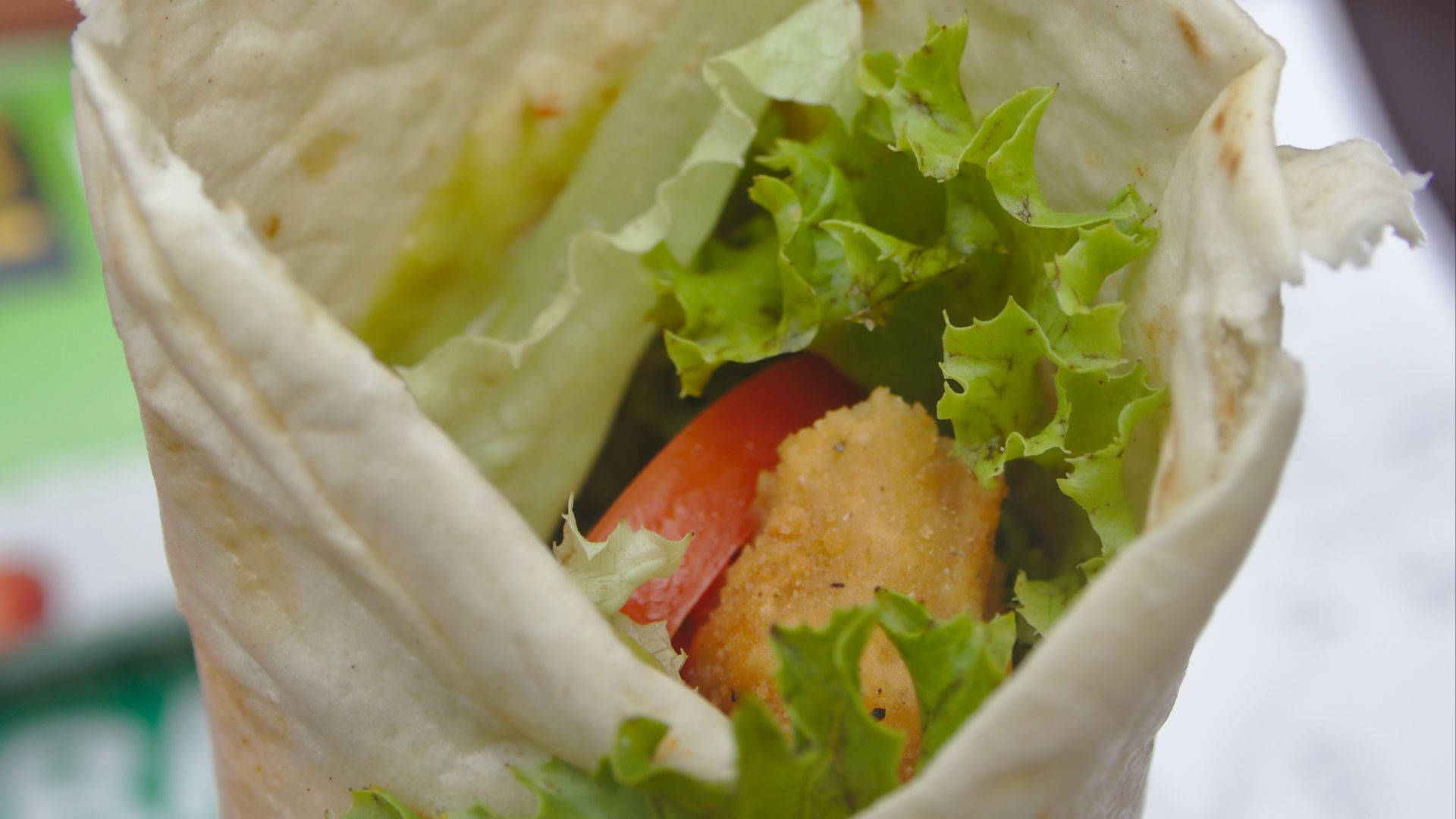 File:2017-07-08 AT Wien 10 Favoriten, McDonald's Wien Hauptbahnhof Vorplatz, Tomato Salsa Crispy Chicken Wrap (49663296931).jpg