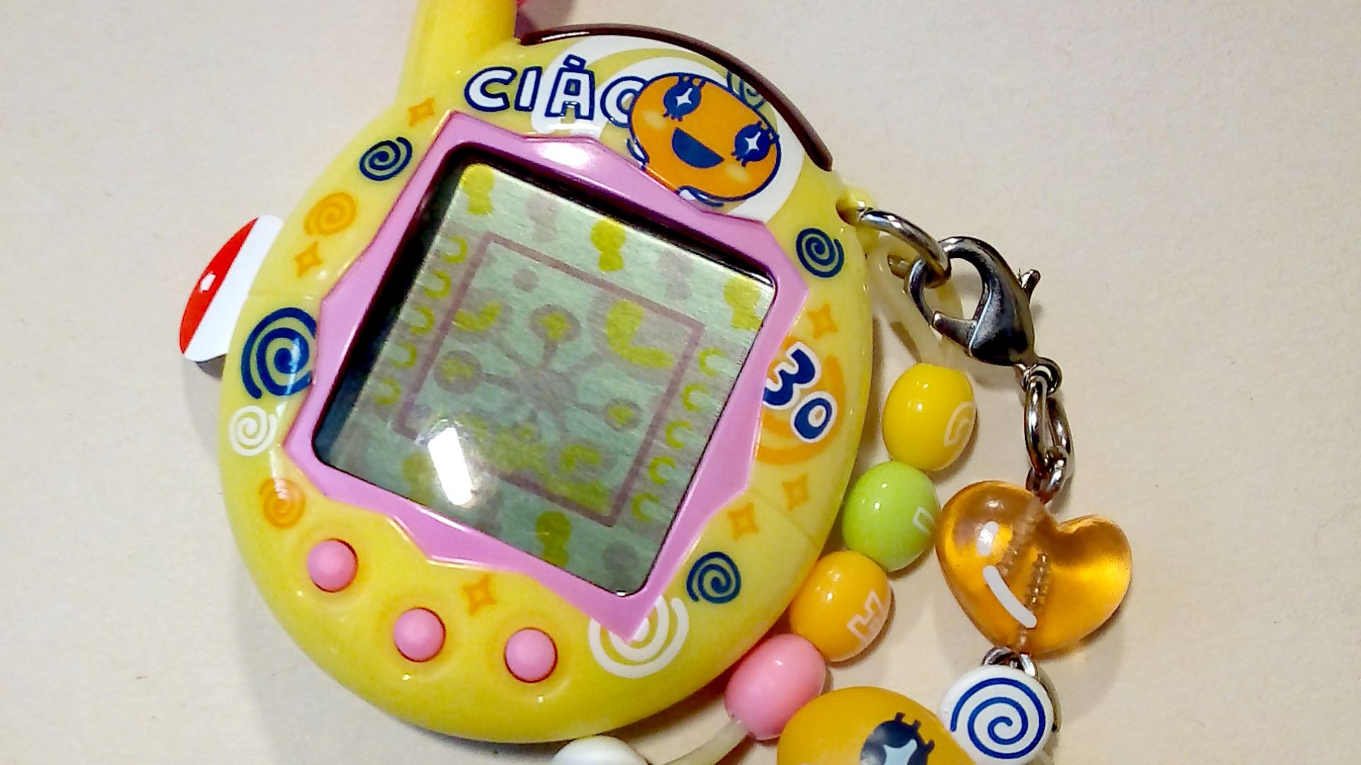 File:Tamagotchi Connexion v4.jpg