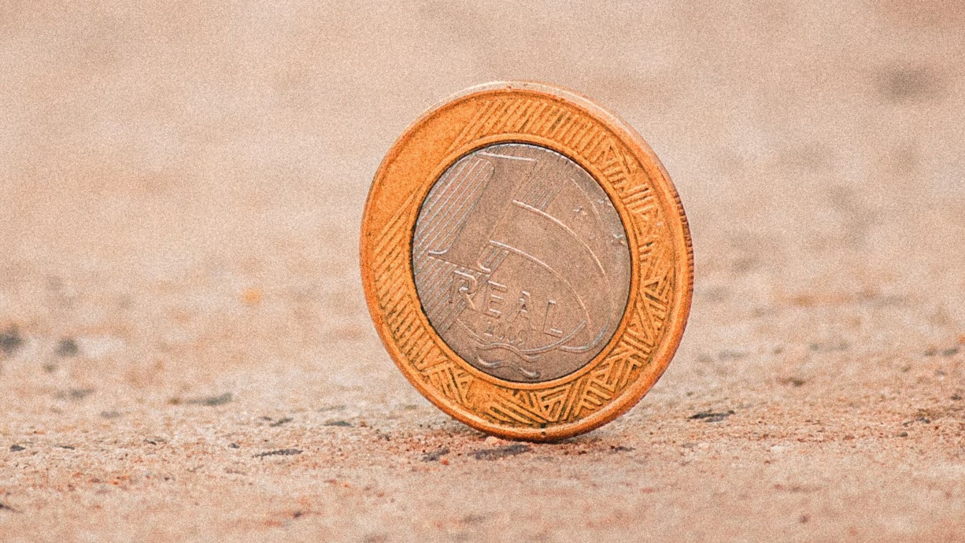silver and gold round coin