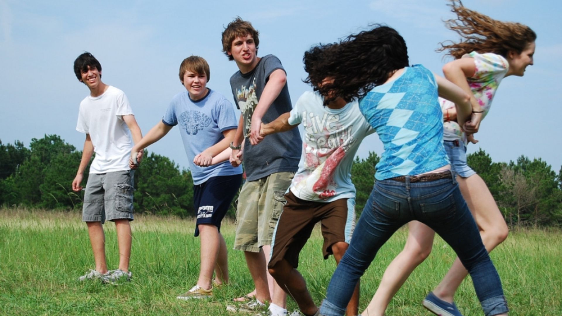 File:Youths Playing Red Rover.jpg