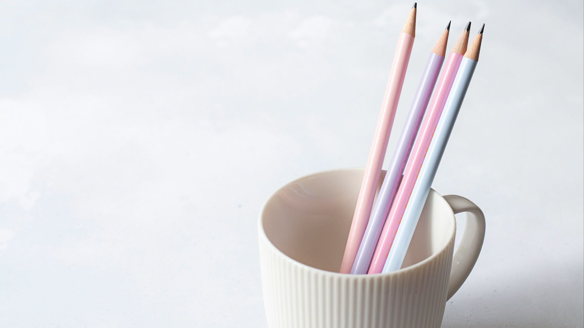 white ceramic mug