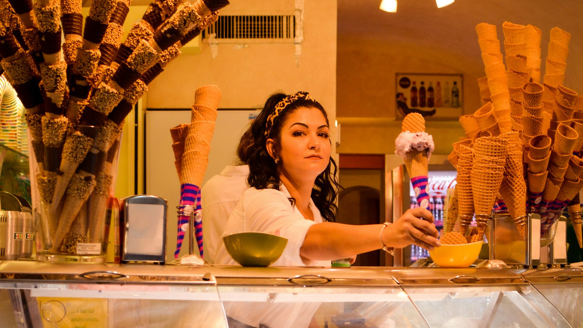 women's white crew-neck t-shirt