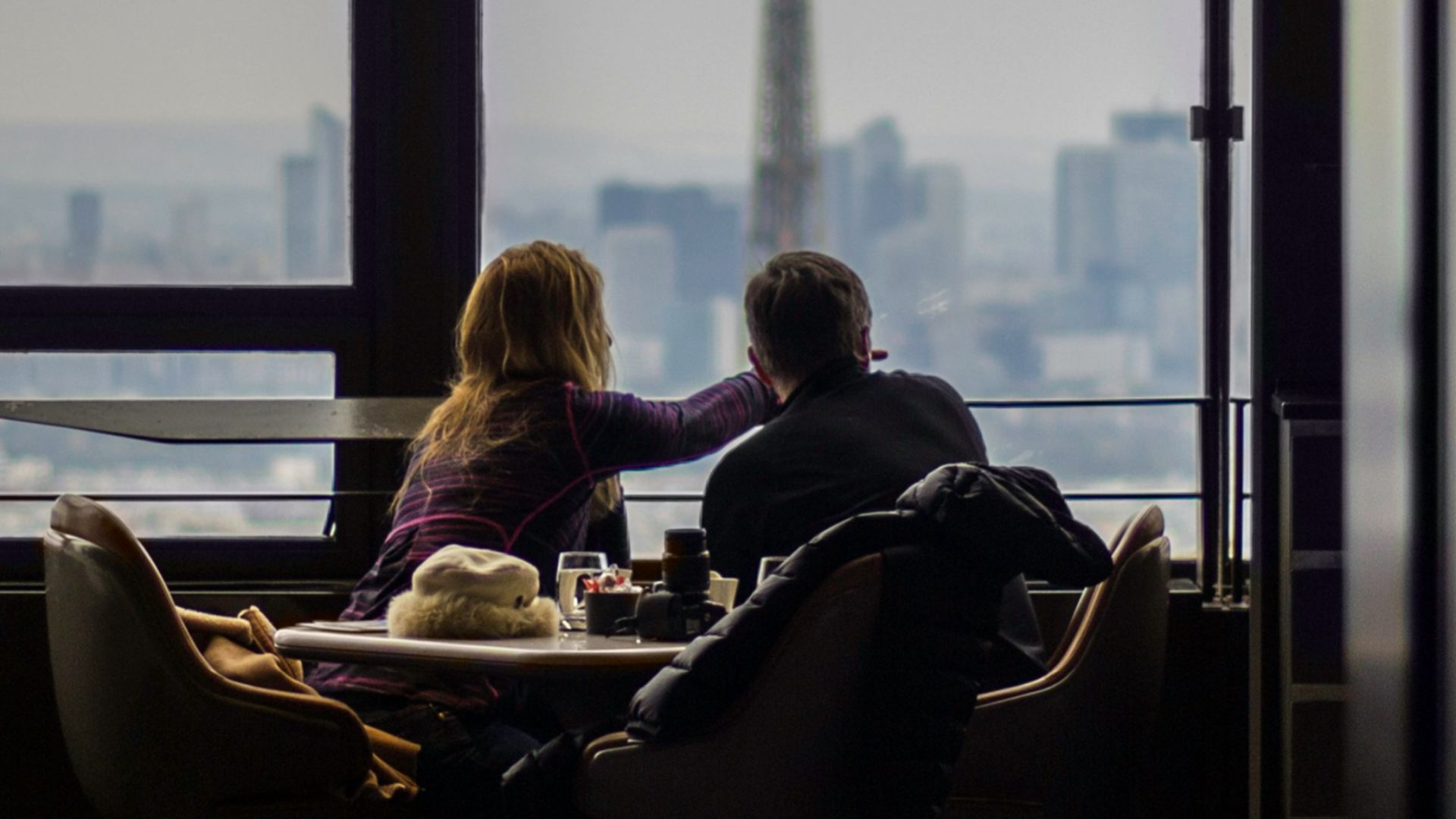 couple sitting while eating