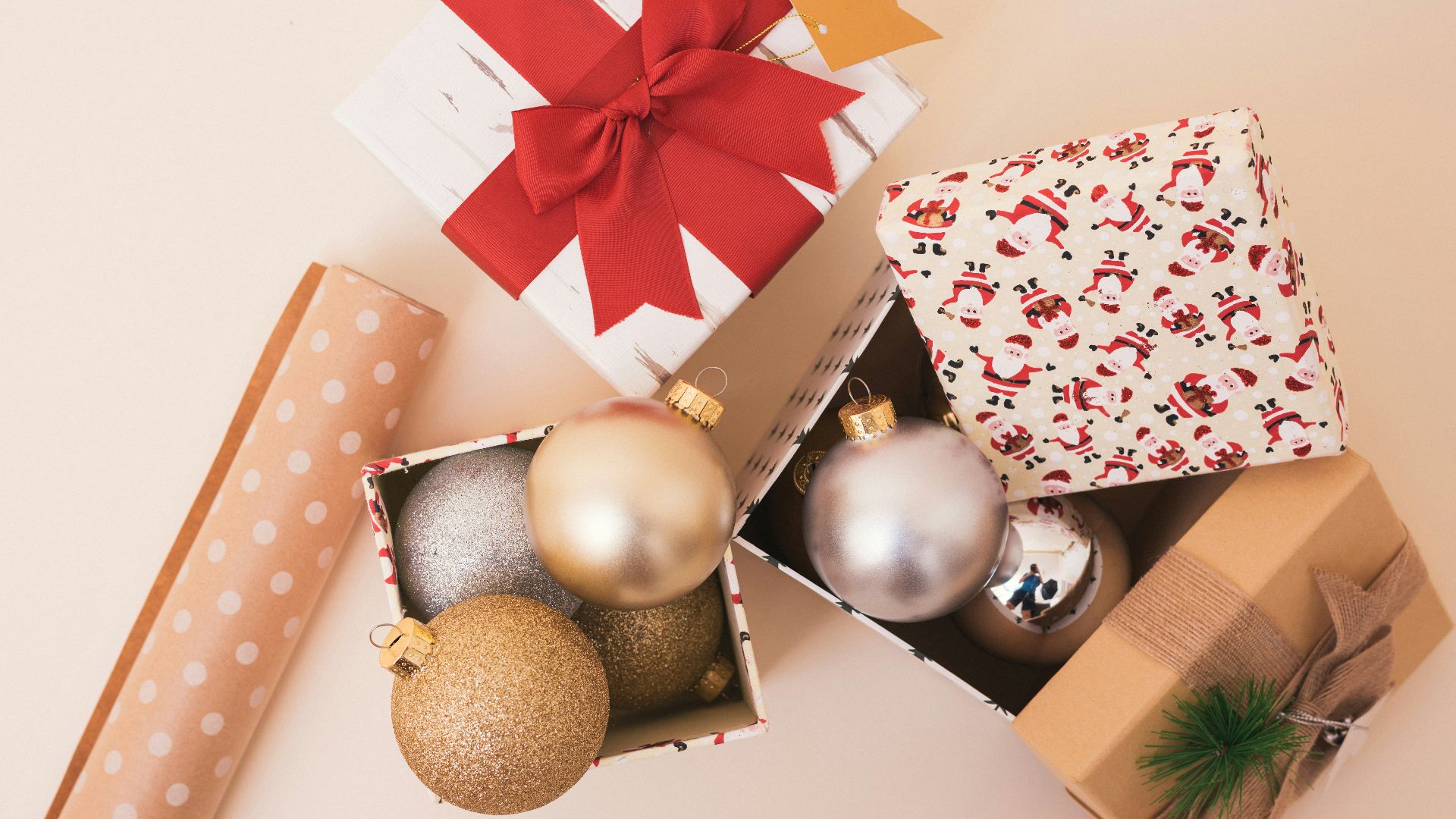 grey and white bauble balls