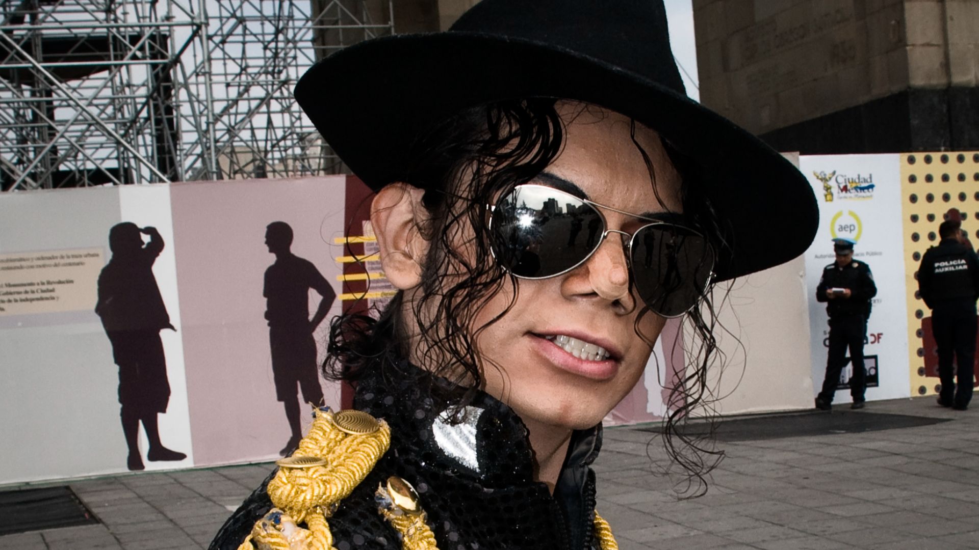 File:Michael - Héctor -Jackson (3806391807).jpg