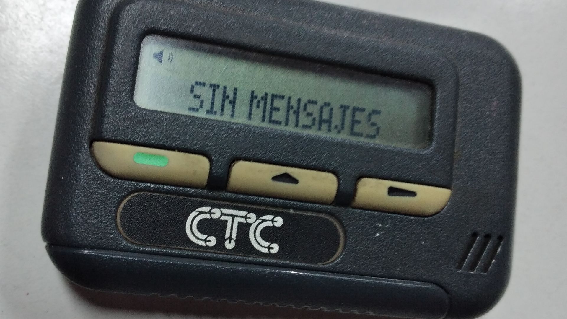 File:Beeper Motorola Bravo Express - CTC Chile - 1.jpg