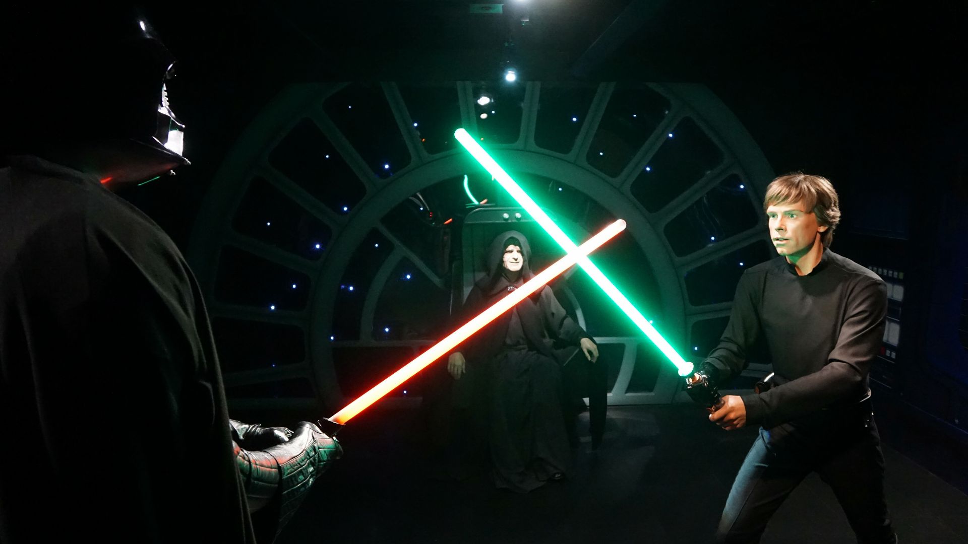 File:Star Wars characters at Madame Tussaud.jpg