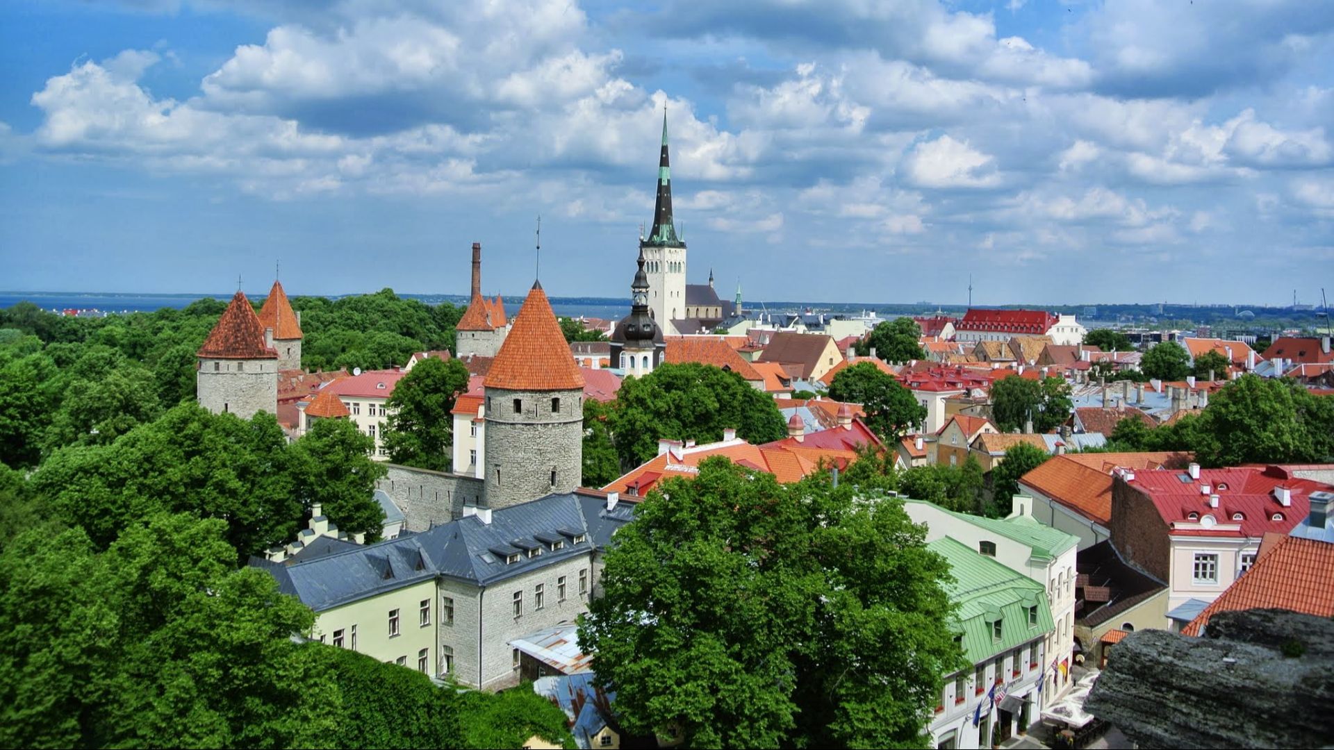 File:Old Town of Tallinn, Tallinn, Estonia - panoramio (58).jpg