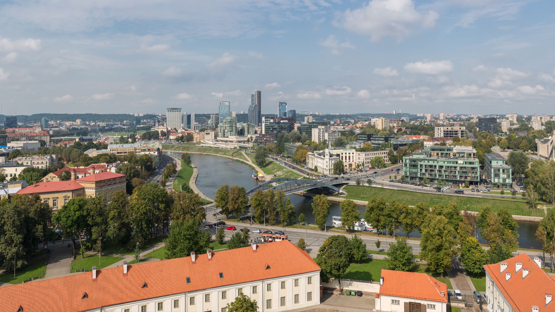 File:Vilnius Modern Skyline, Lithuania - Diliff.jpg