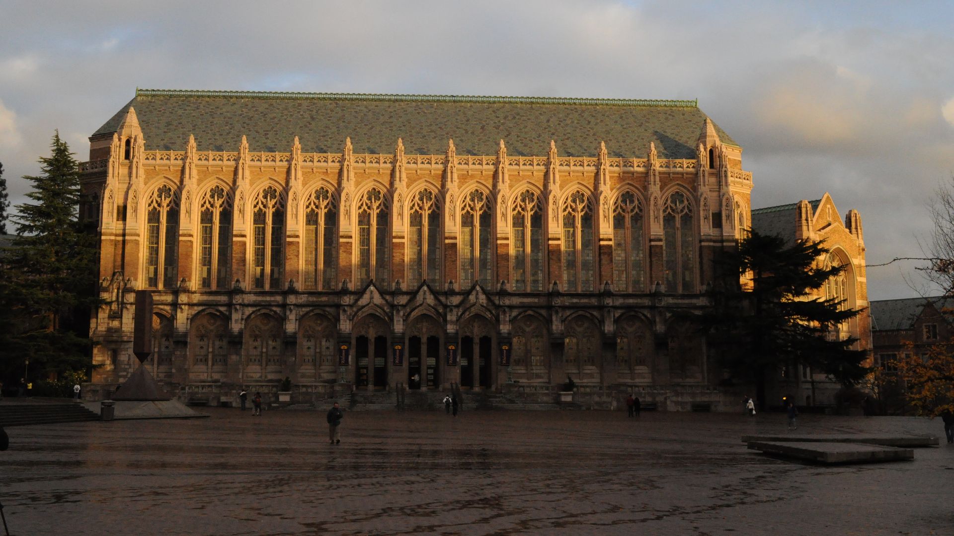 File:University of Washington Suzzallo Library 01.jpg