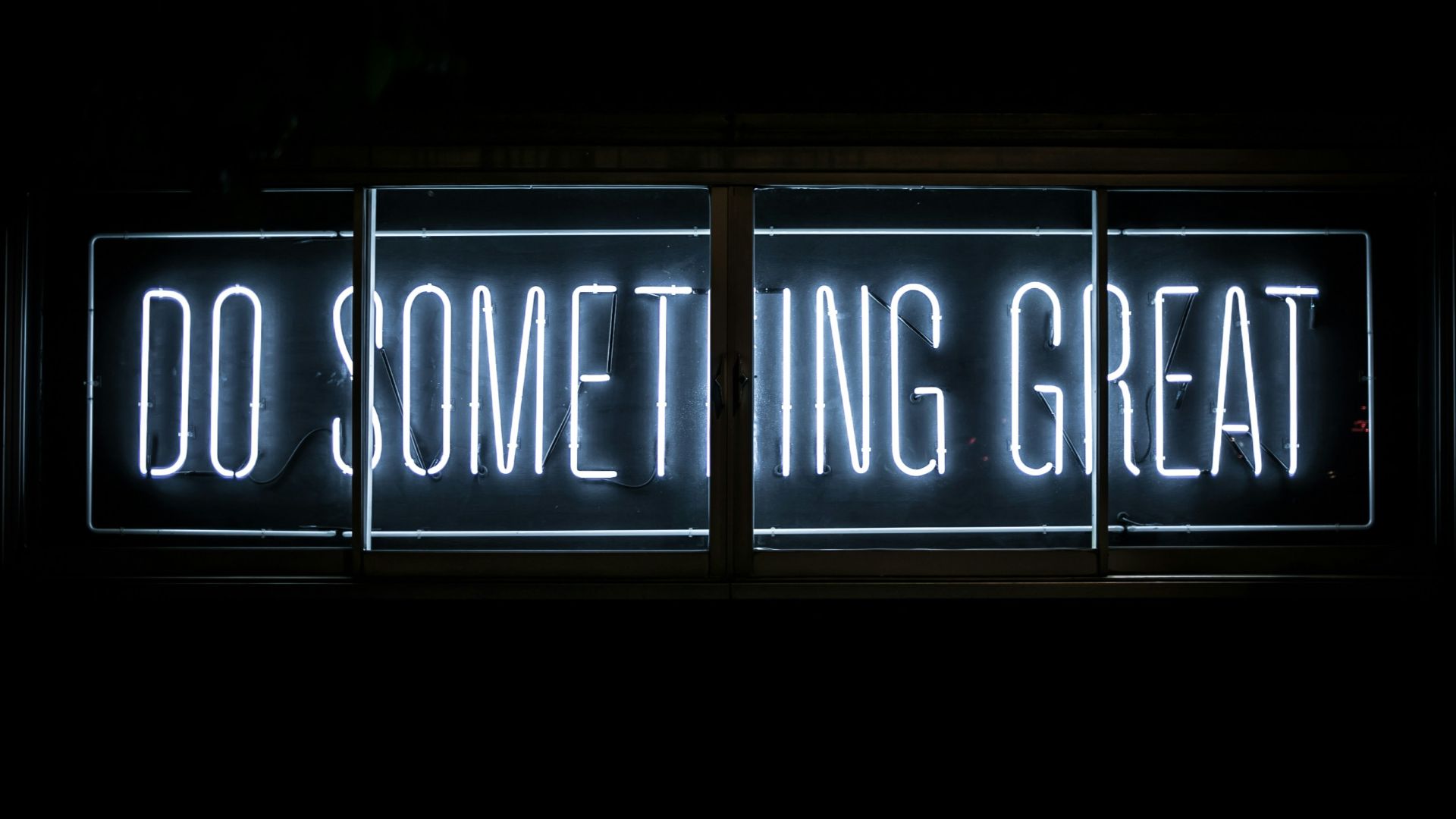 Do Something Great neon sign