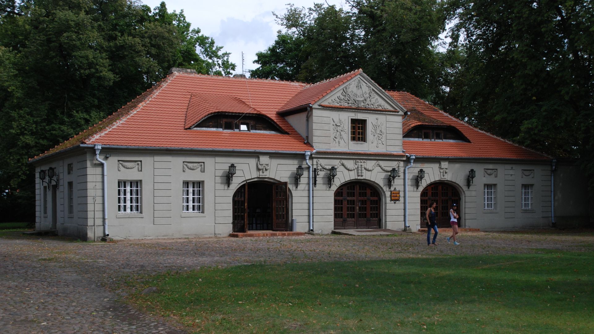 File:Czerniejewo wozownia 80 24715.JPG