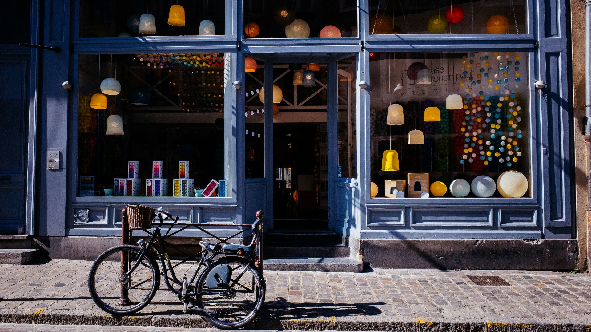 black trike parked near soter