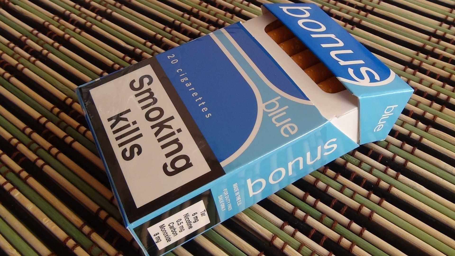 File:Bonus Cigarettes.jpg