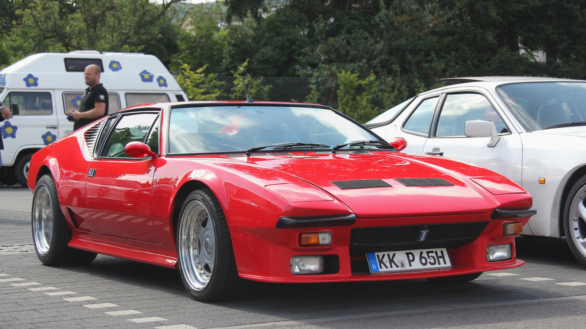 File:De Tomaso Pantera (Sp 2014-06-15b).JPG