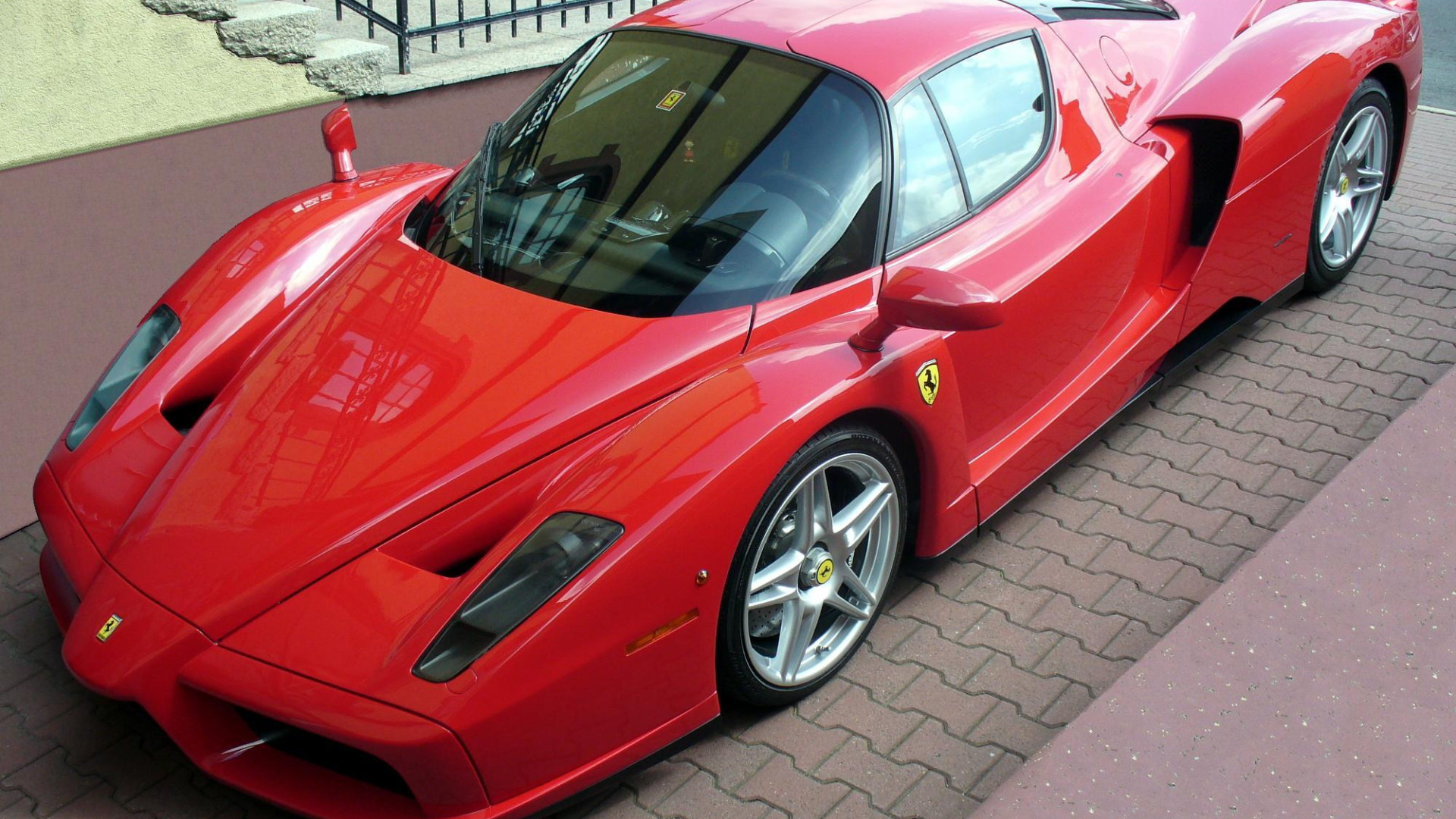 File:Ferrari Enzo Ferrari.JPG