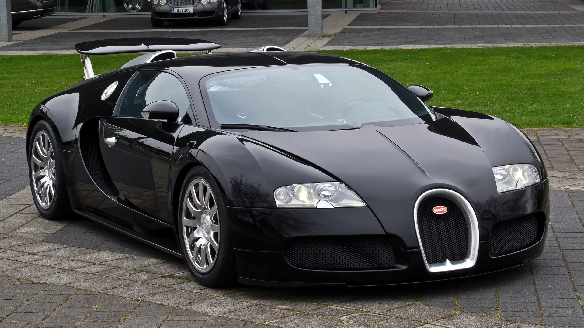 File:Bugatti Veyron 16.4 – Frontansicht (2), 5. April 2012, Düsseldorf.jpg