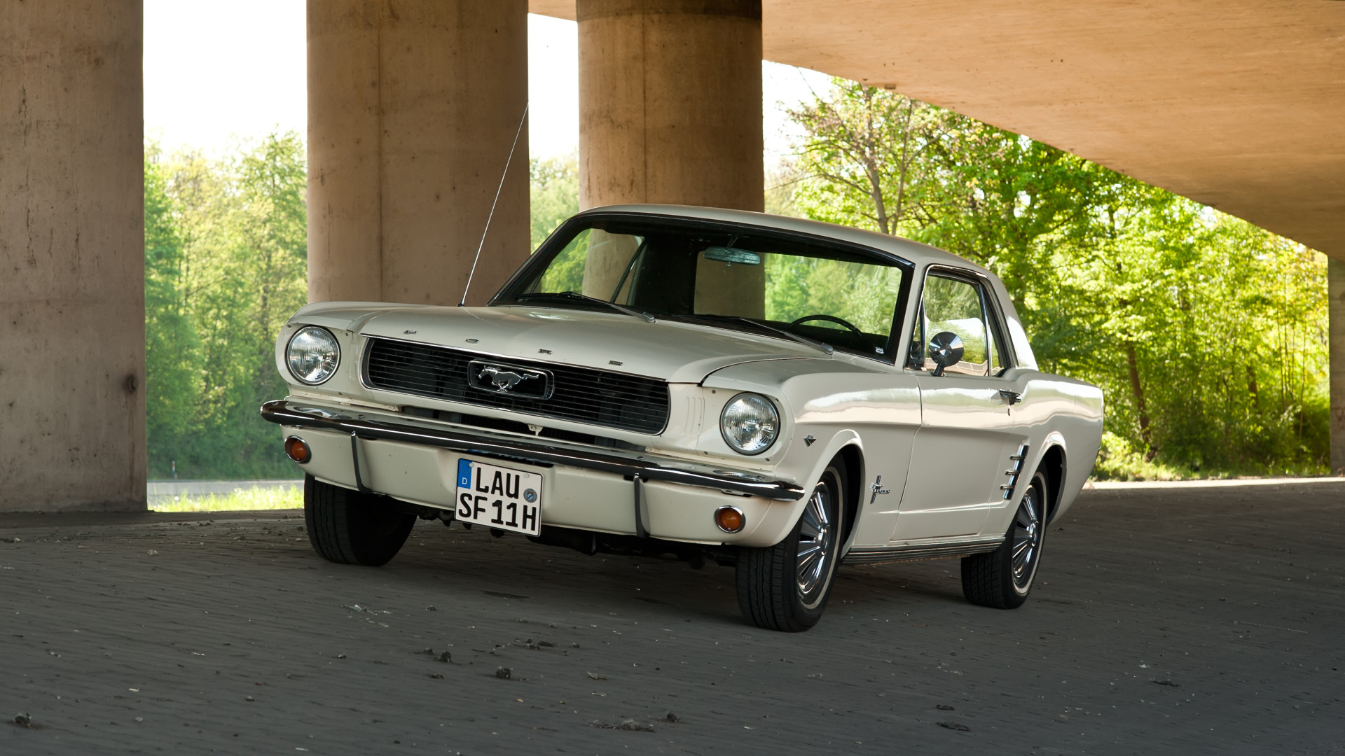 File:1966 Ford Mustang coupe white 003.jpg