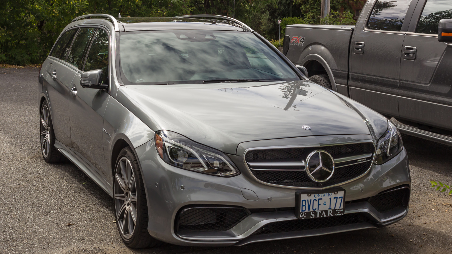 File:Silver Mercedes-Benz E 63 AMG (S212) fr.jpg