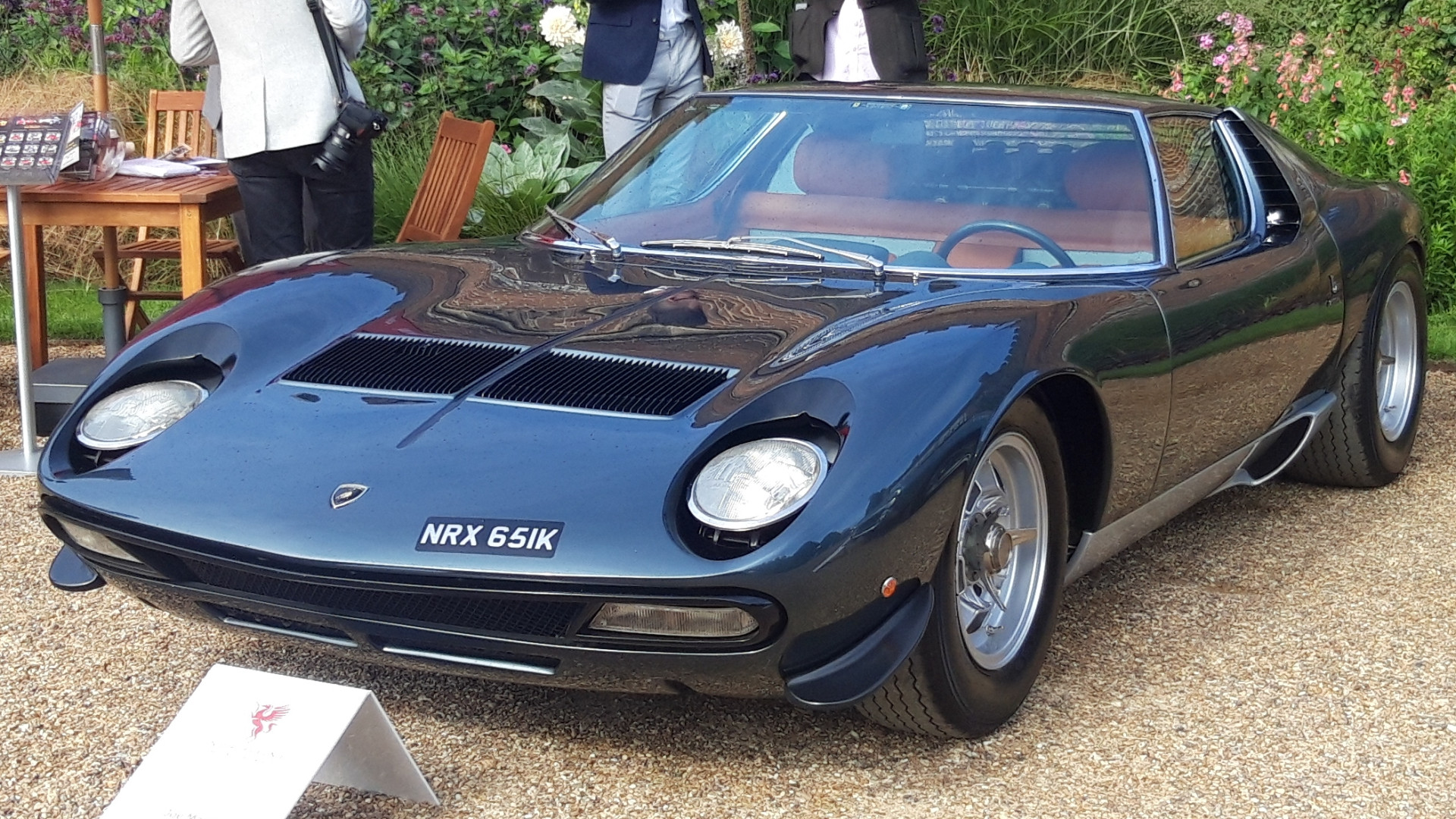 File:1972 Lamborghini Miura P400 SV.jpg