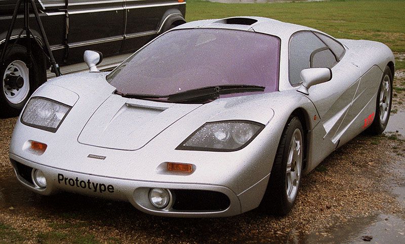 File:Mclaren F1`s testing at Goodwood Circuit - 20 May 1993 (6953157111) (2).jpg