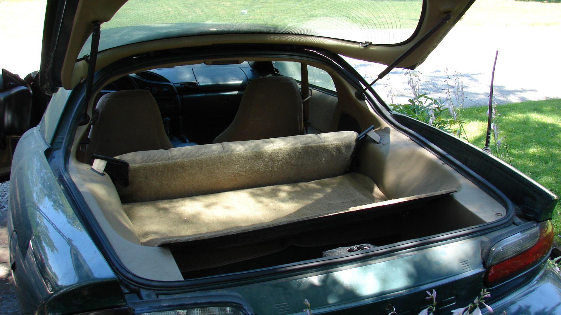 File:Chevy Camaro trunk before wash.jpg