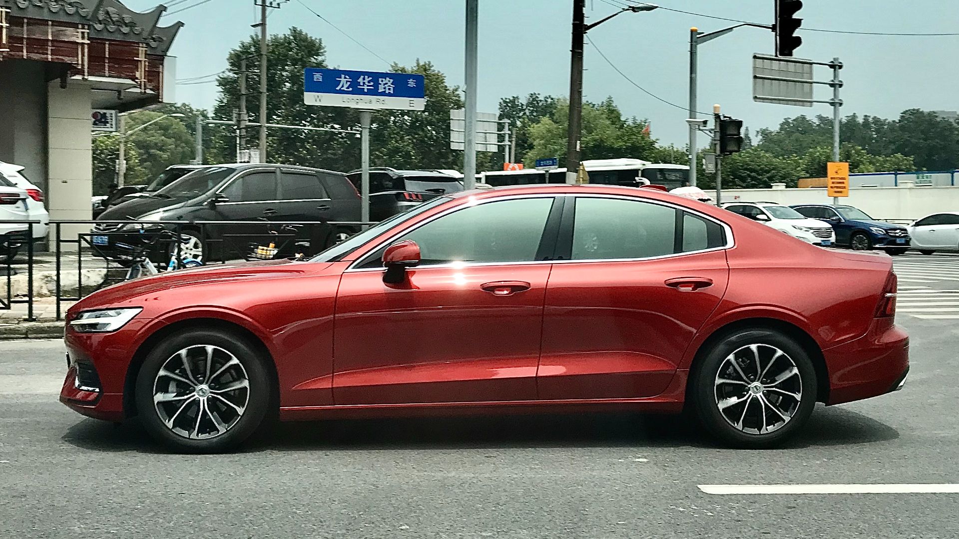 File:Volvo S60 001.jpg