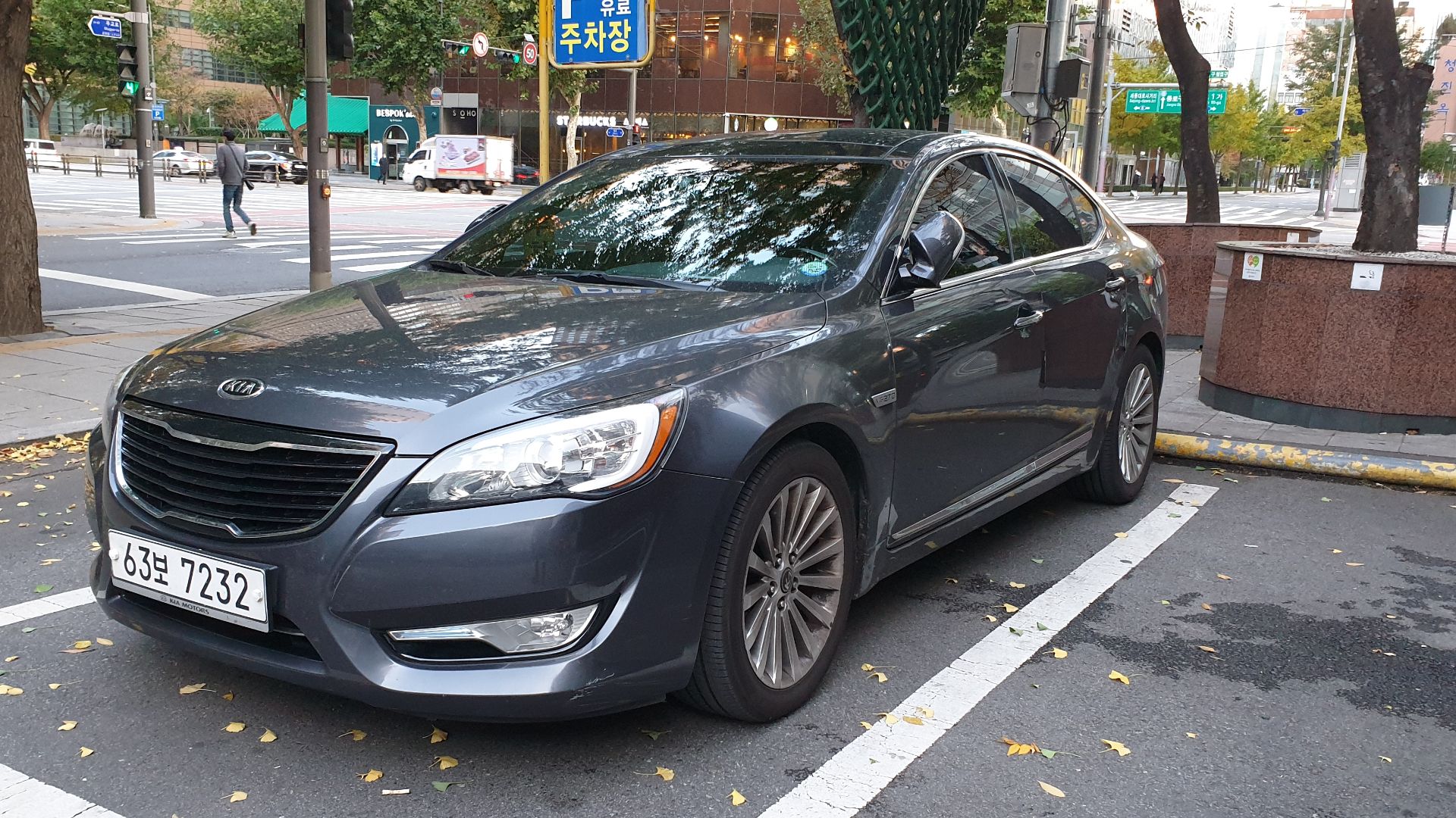 File:Kia k7 vg 1.jpg