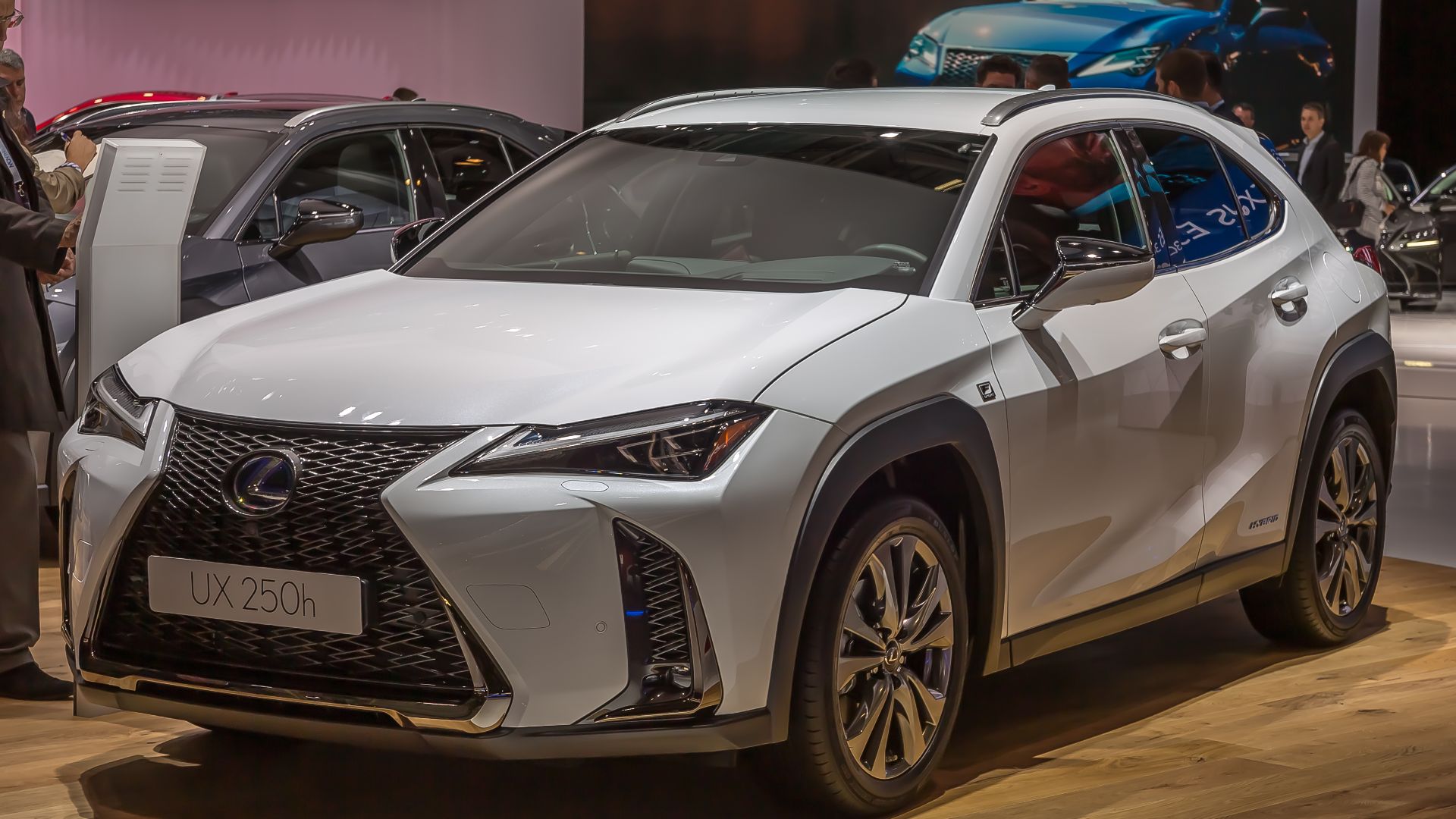 File:Lexus, Paris Motor Show 2018, Paris (1Y7A1795).jpg