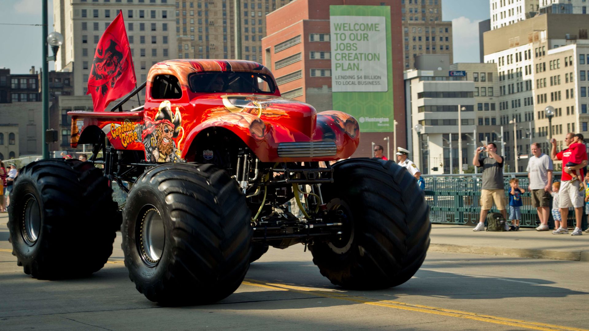 File:Captain's Curse Monster Truck.jpg